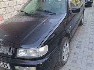 Volkswagen Passat foto 1