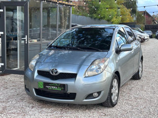 Toyota Yaris foto 3