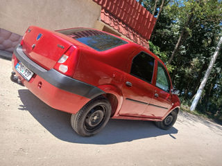 Dacia Logan foto 2