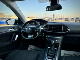 Peugeot 308 foto 13