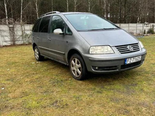 Volkswagen Sharan foto 1