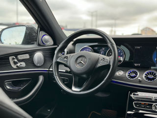 Mercedes E-Class foto 8