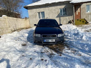 Audi A4 foto 1