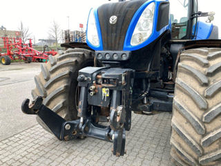 New Holland T8 390 foto 7