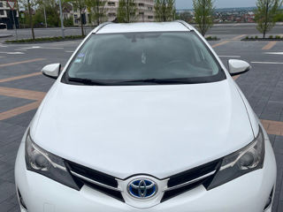 Toyota Auris foto 1