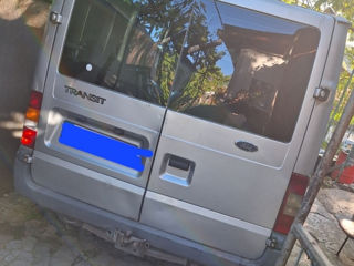 Ford Transit Courier foto 3