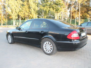 Mercedes E-Class foto 6