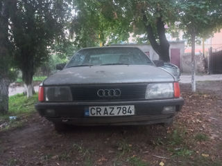 Audi 100