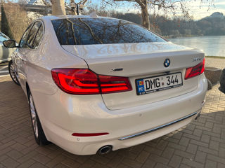 BMW 5 Series foto 3