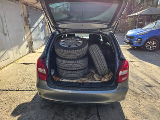 Skoda Fabia фото 9