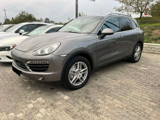 Porsche Cayenne foto 2