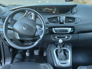 Renault Scenic foto 2