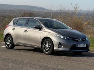 Toyota Auris foto 2