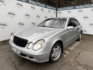 Mercedes E-Class foto 2