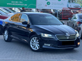 Skoda Superb foto 4