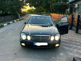 Mercedes E-Class