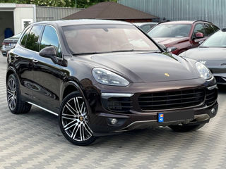 Porsche Cayenne foto 4