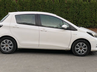 Toyota Yaris foto 5