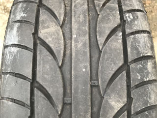 225/35 R19