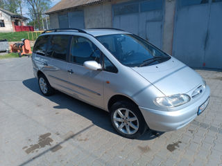 Ford Galaxy foto 3