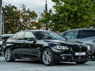 BMW 5 Series foto 1