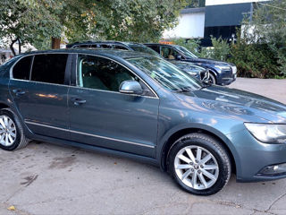 Skoda Superb foto 3