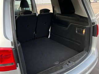 Volkswagen Sharan foto 8