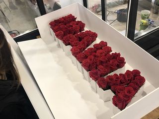 Trandafiri, buchete, compoziții foto 9