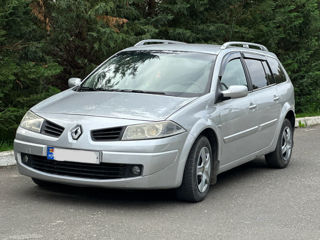 Renault Megane foto 2