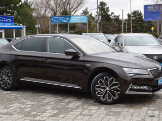 Skoda Superb foto 3