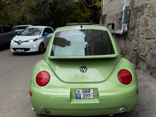 Volkswagen New Beetle foto 4