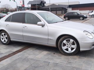 Mercedes E-Class foto 6