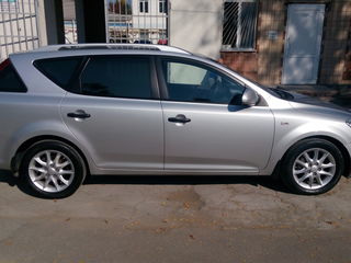 KIA Ceed Sw foto 2