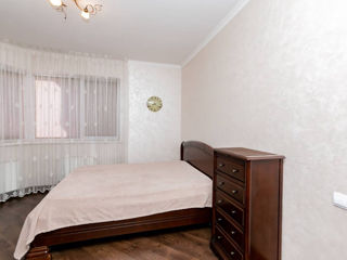 Apartament cu 2 camere, 78 m², Botanica, Chișinău foto 10
