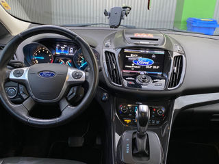 Ford Escape foto 10