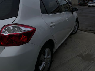 Toyota Auris foto 9