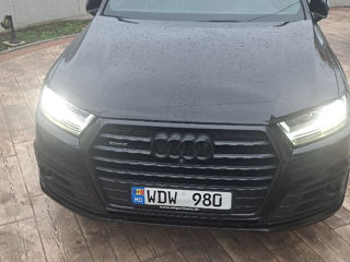 Audi Q7 foto 2