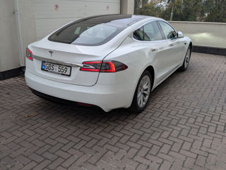 Tesla Model S foto 5