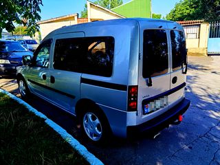 Opel Combo foto 4