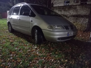 Volkswagen Sharan foto 2