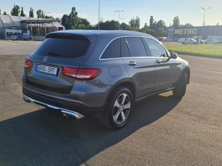 Mercedes GLC foto 5