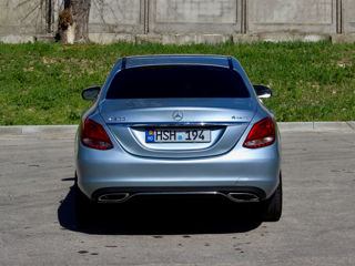 Mercedes C-Class foto 5