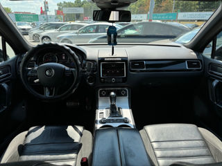 Volkswagen Touareg foto 8