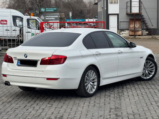 BMW 5 Series foto 3