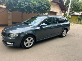 Skoda Octavia foto 2