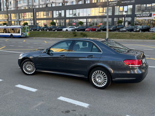 Mercedes E-Class foto 8