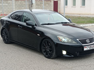 Lexus IS Series foto 2