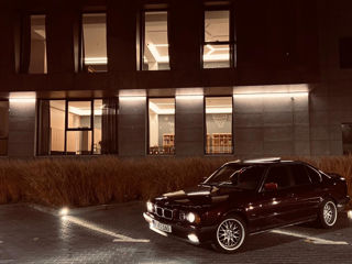 BMW 5 Series foto 5