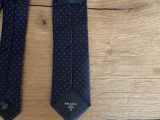 Prada галстук новый 100% шелк foto 6