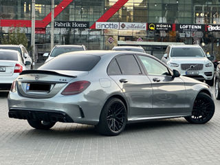 Mercedes C-Class foto 5